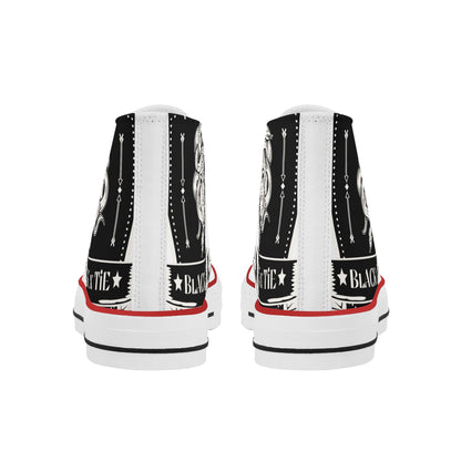 Womens Medusa Chucks